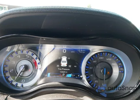 2015 Chrysler 300 300S z USA, uszkodzony, nr VIN 2C3CCABT3FH818087